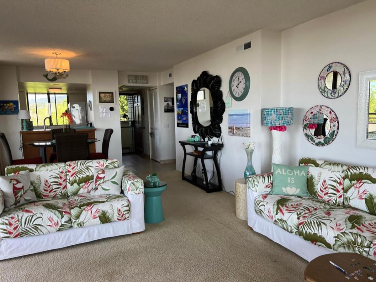 Kona Magic Ali'I - Top Floor Views, Pool, Beach, Sunsets Kailua-Kona Esterno foto