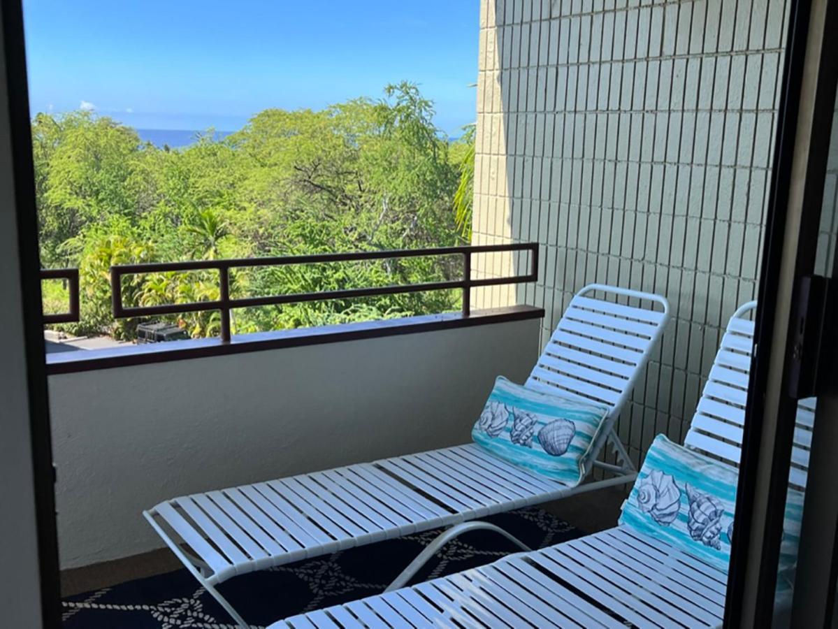 Kona Magic Ali'I - Top Floor Views, Pool, Beach, Sunsets Kailua-Kona Esterno foto