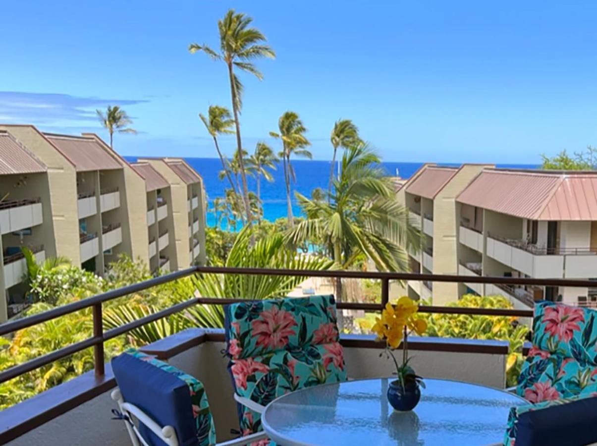 Kona Magic Ali'I - Top Floor Views, Pool, Beach, Sunsets Kailua-Kona Esterno foto